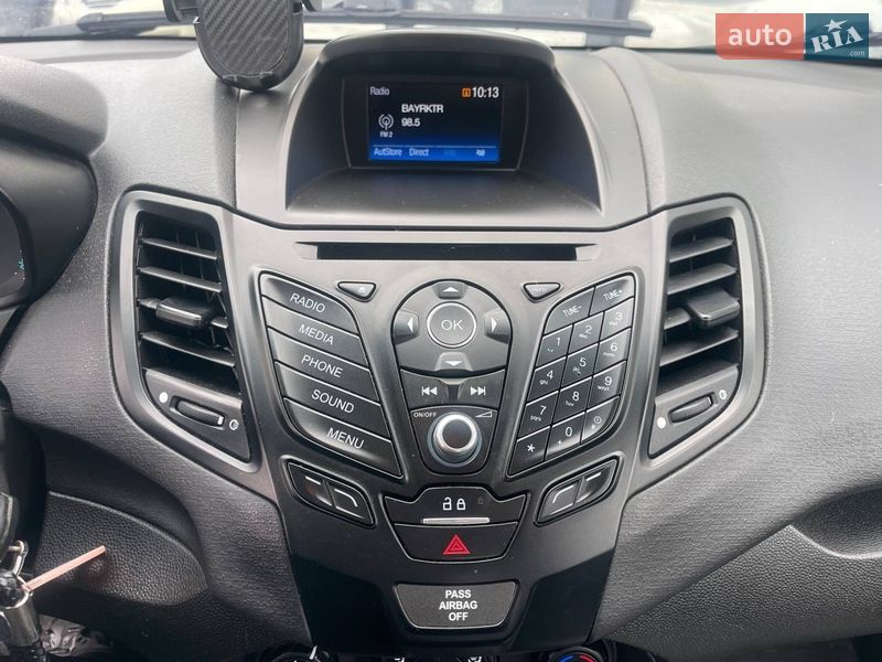 Седан Ford Fiesta 2019 в Києві