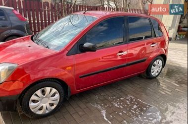 Хэтчбек Ford Fiesta 2006 в Дубно