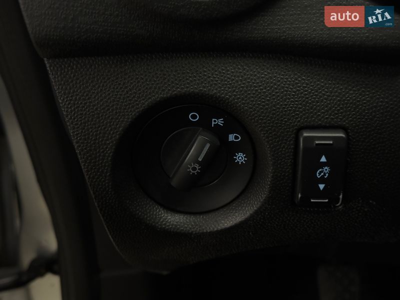 Седан Ford Fiesta 2013 в Николаеве