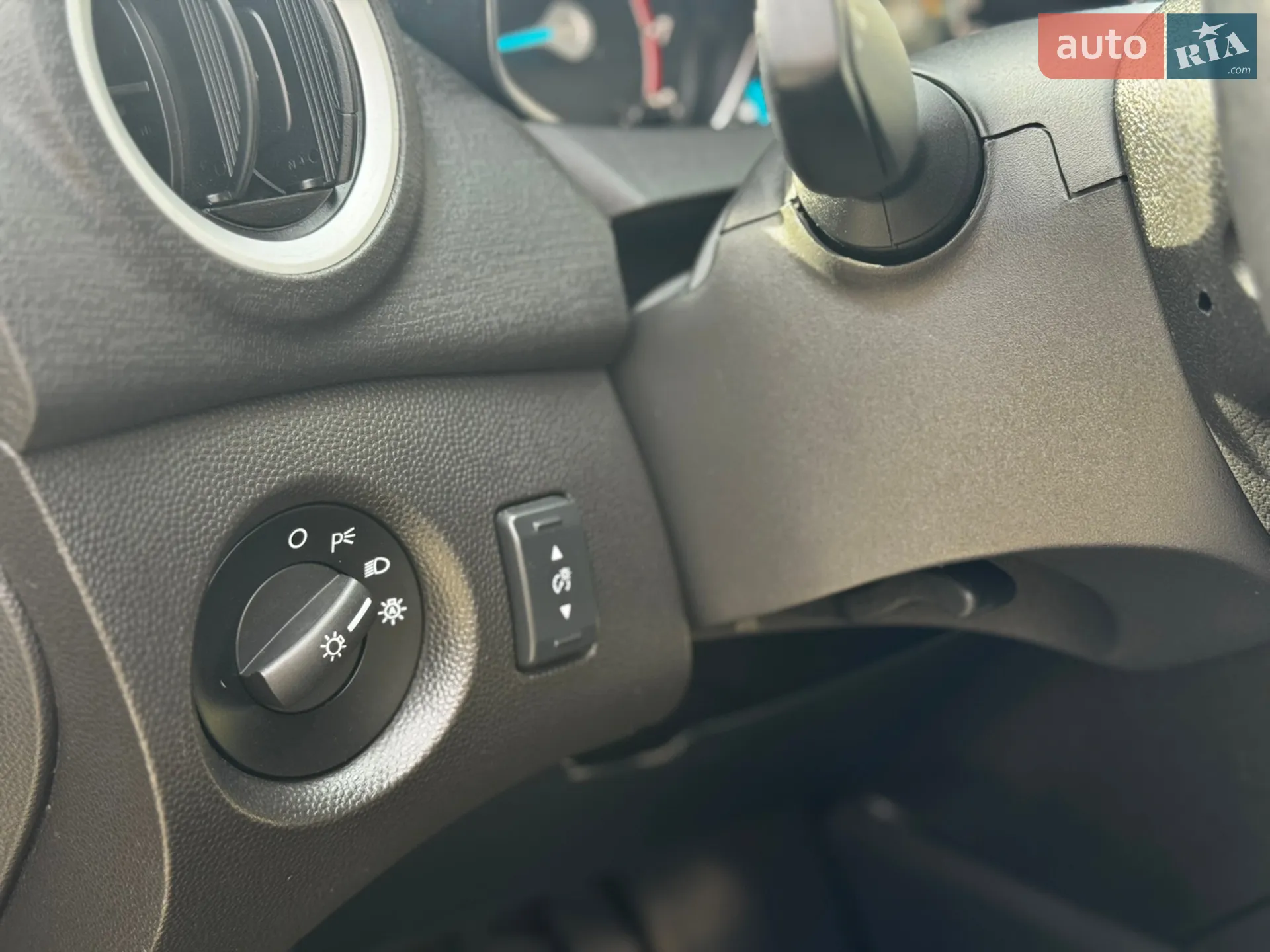 2018 Ford Fiesta - мініатюра 19