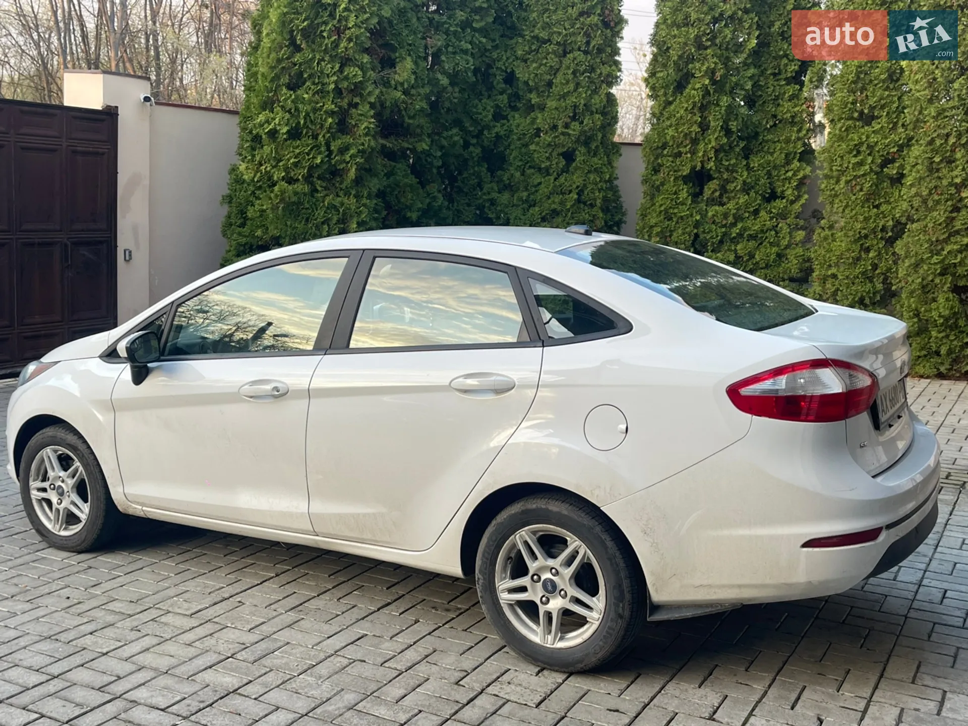 2017 Ford Fiesta - мініатюра 19