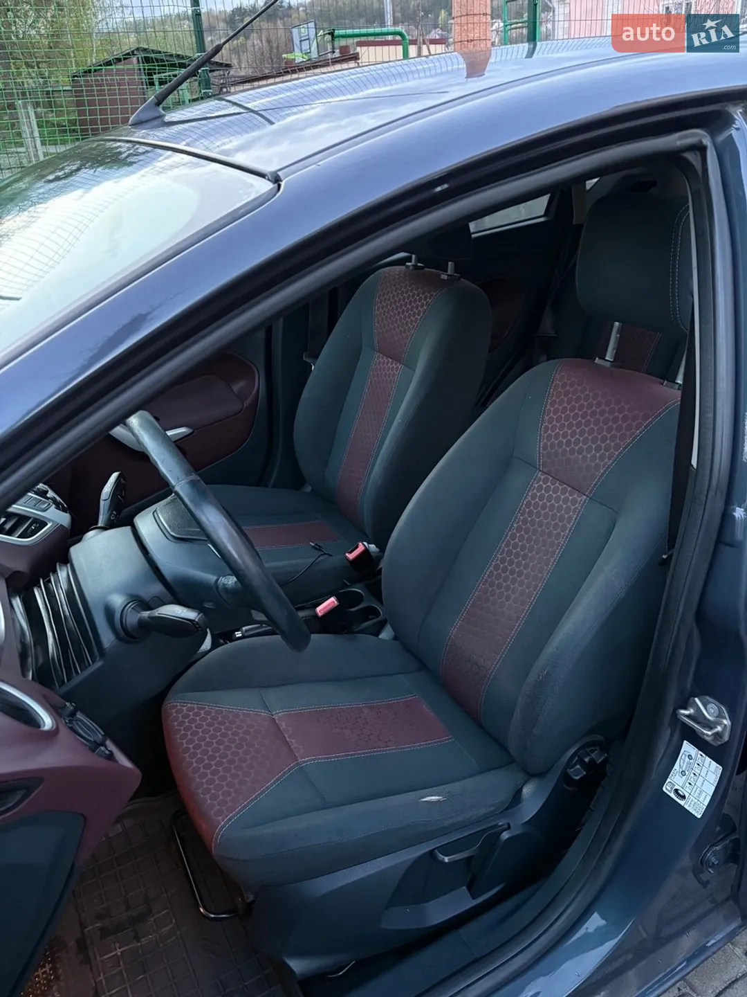 2011 Ford Fiesta - мініатюра 9
