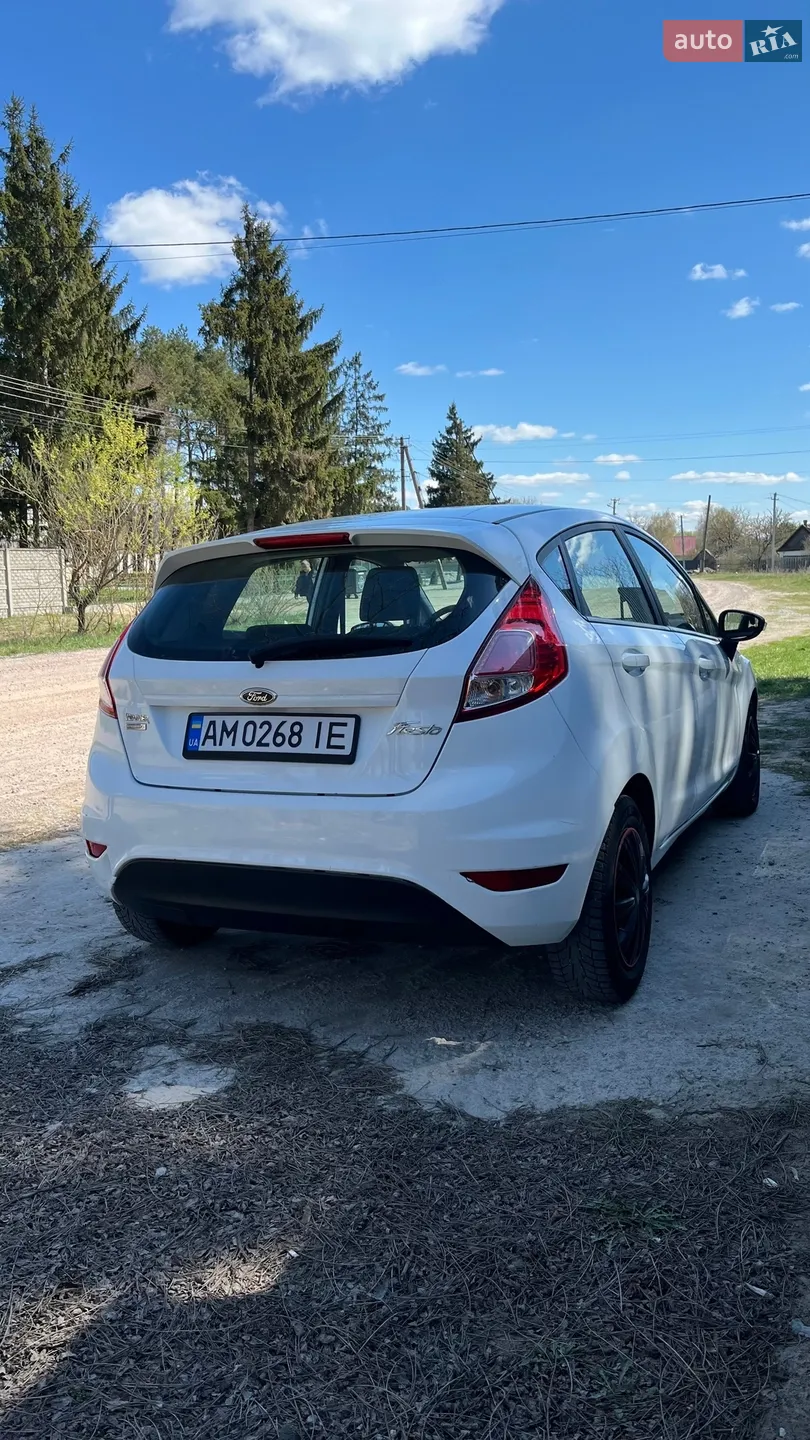 2014 Ford Fiesta - мініатюра 9