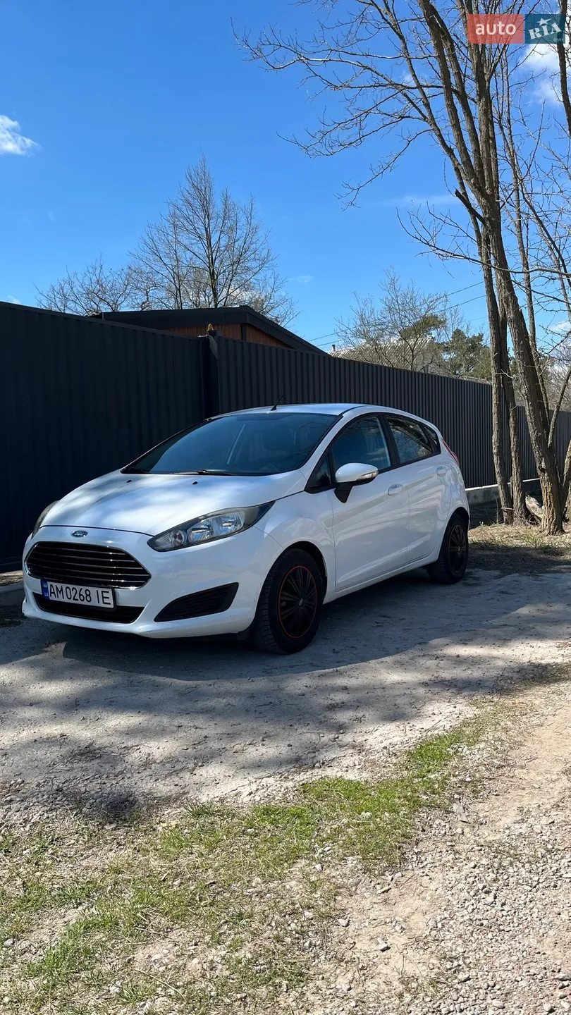 2014 Ford Fiesta - мініатюра 4