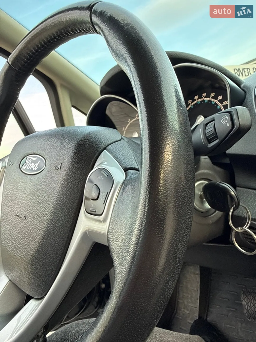 2015 Ford Fiesta - мініатюра 23