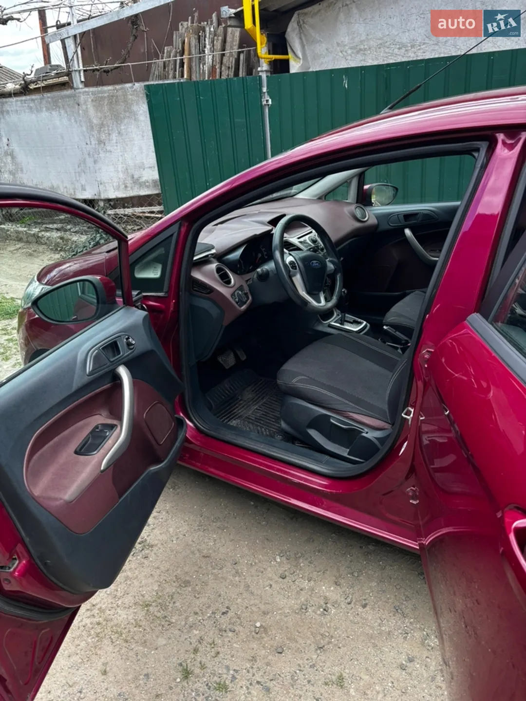 2010 Ford Fiesta - мініатюра 8