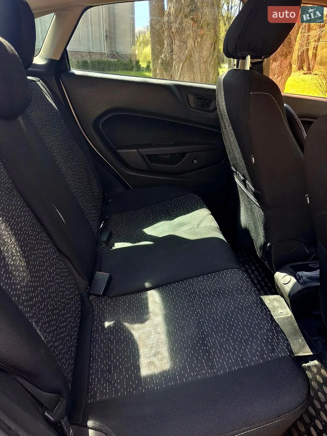 2013 Ford Fiesta - мініатюра 6