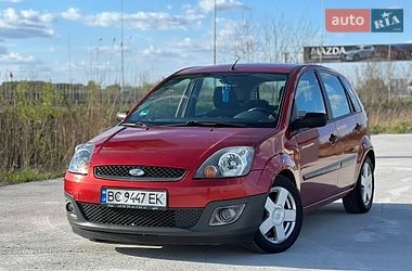 Хэтчбек Ford Fiesta 2008 в Львове