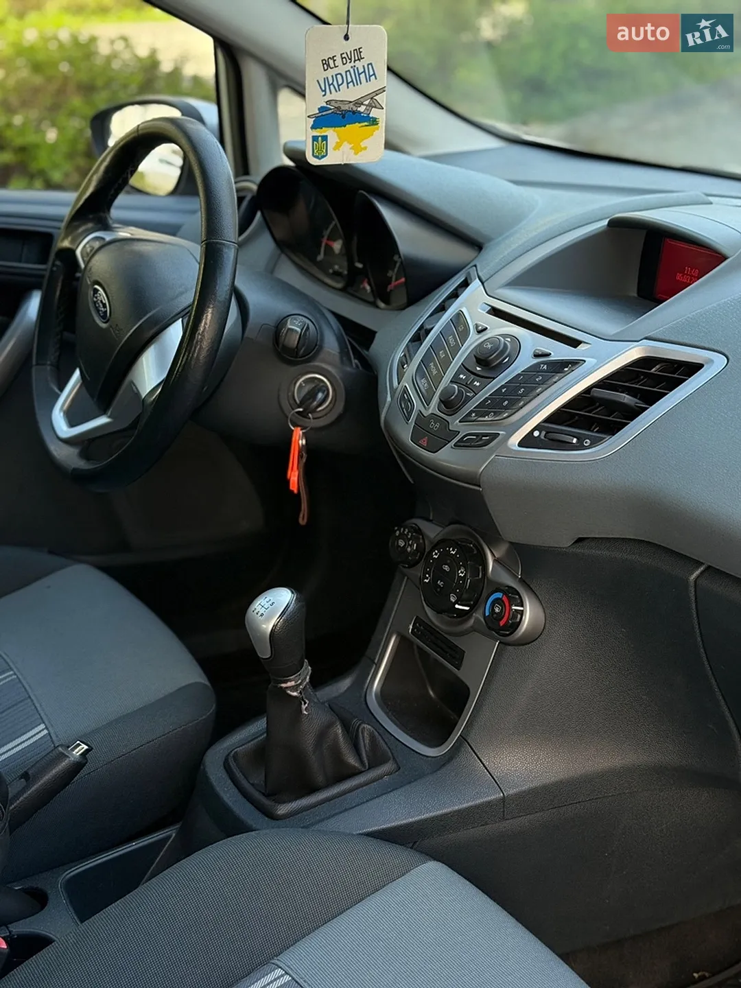 2010 Ford Fiesta - мініатюра 25