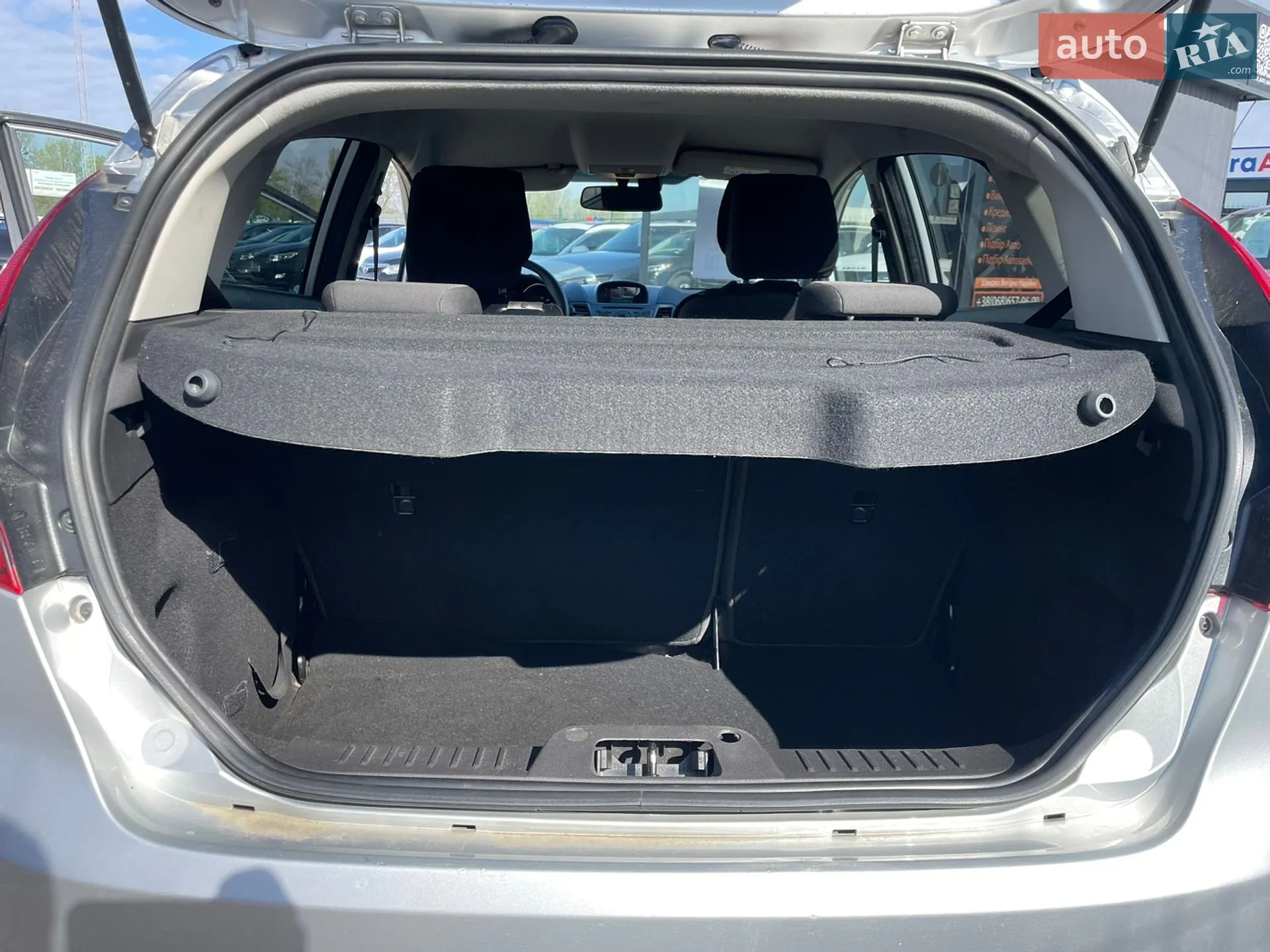 Ford Fiesta 2014 VIN WF0DXXGAKDEB88439 фото оголошення 17 з 23
