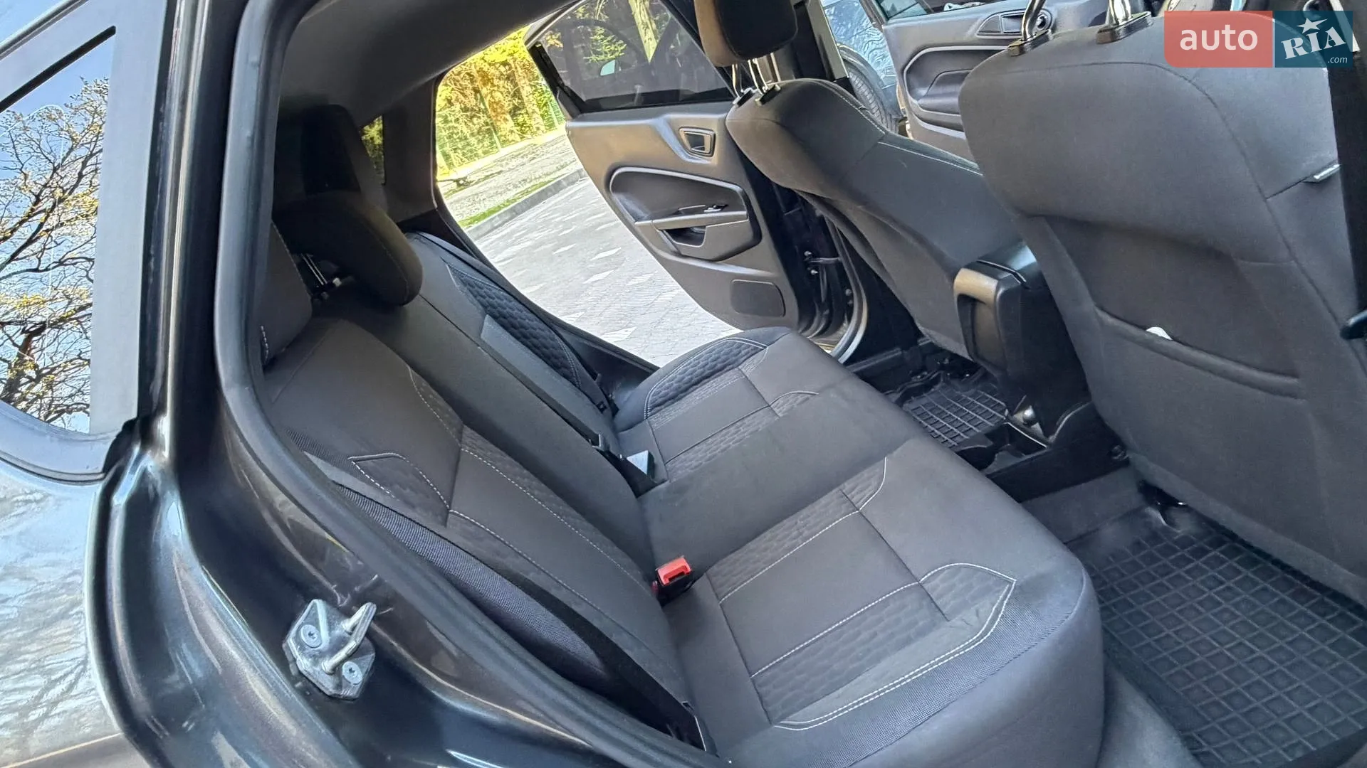 2018 Ford Fiesta - мініатюра 55