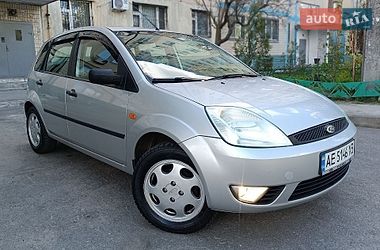 Хэтчбек Ford Fiesta 2004 в Днепре