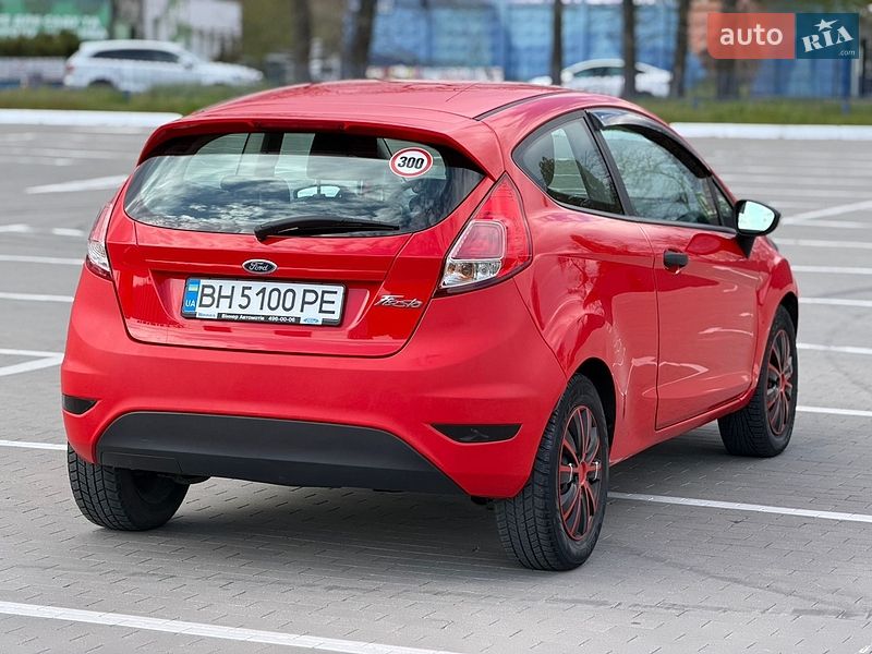 Хэтчбек Ford Fiesta 2013 в Одессе