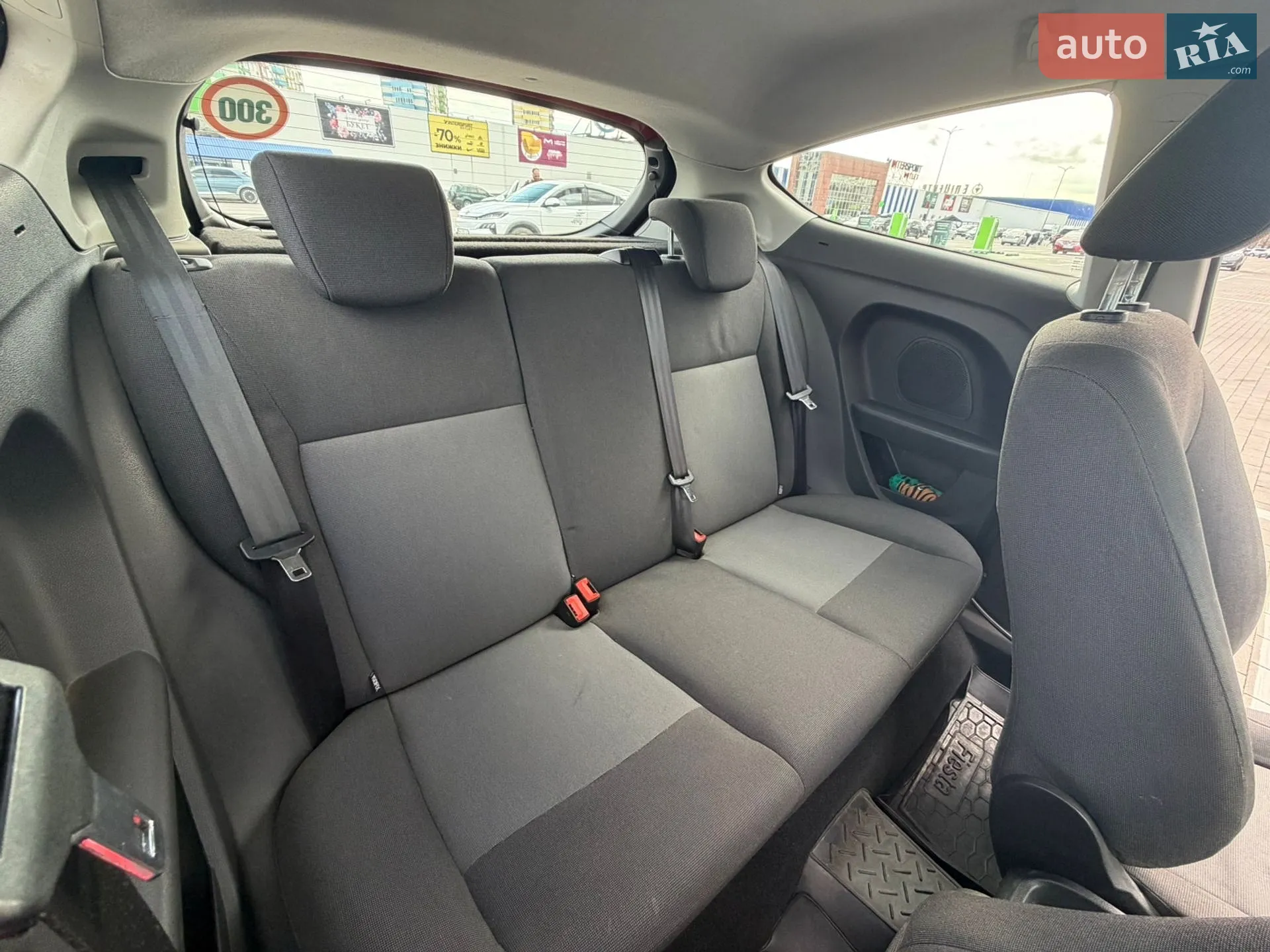 2013 Ford Fiesta - мініатюра 30