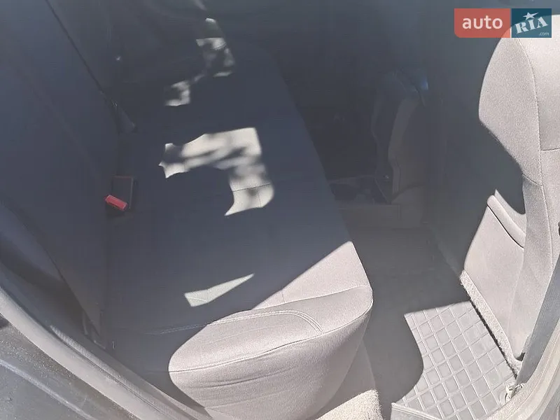 Ford Fiesta 2017 VIN 3FADP4BJXHM117058 фото оголошення 9 з 55