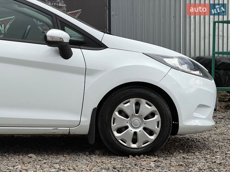 Хетчбек Ford Fiesta 2012 в Вінниці