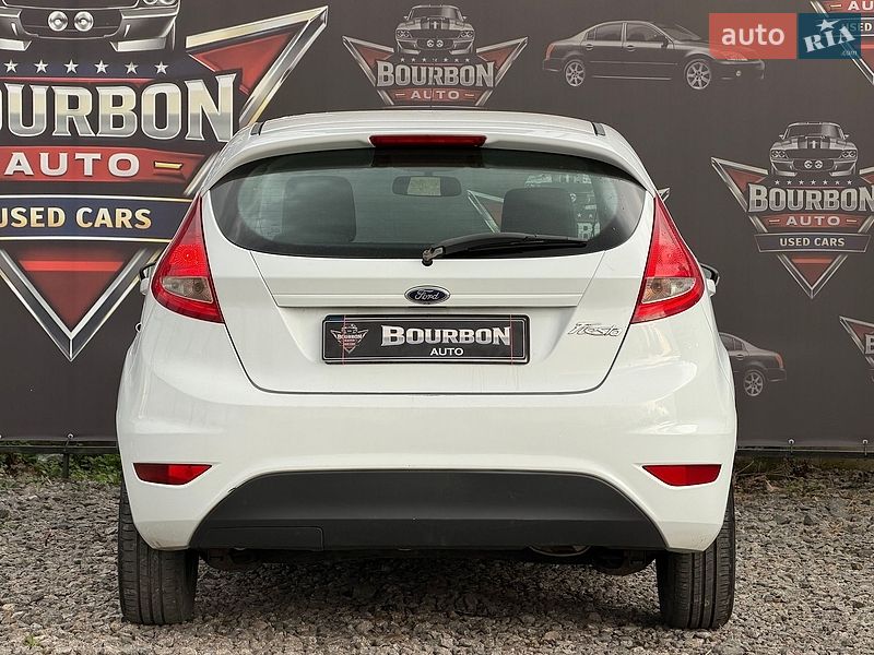 Хетчбек Ford Fiesta 2012 в Вінниці