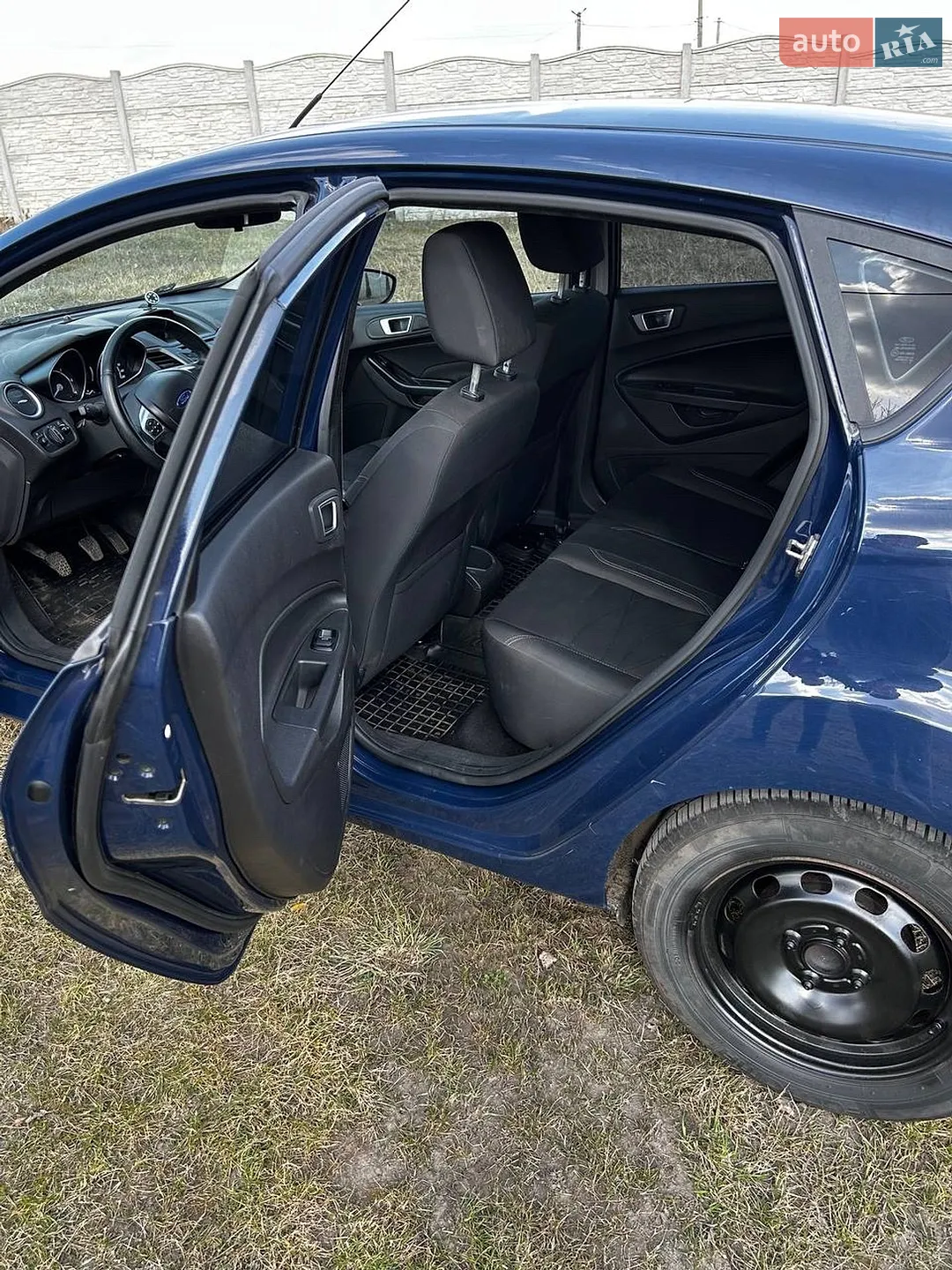 2013 Ford Fiesta - мініатюра 16