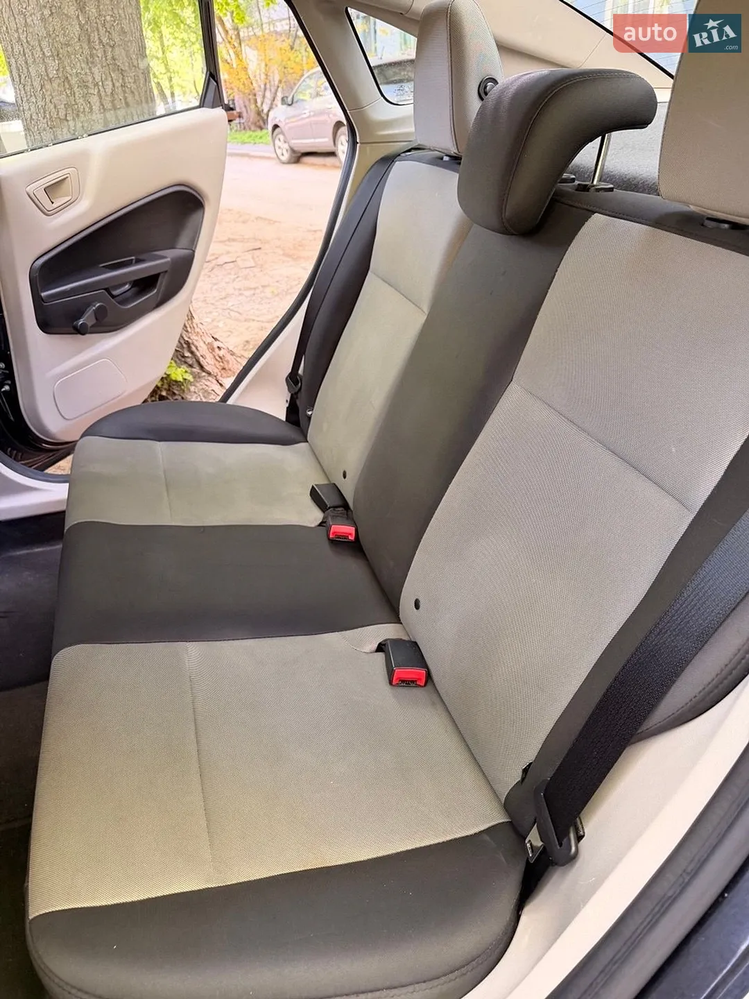 2013 Ford Fiesta - мініатюра 50