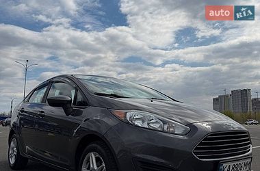 Седан Ford Fiesta 2017 в Киеве