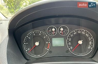 Хетчбек Ford Fiesta 2006 в Києві