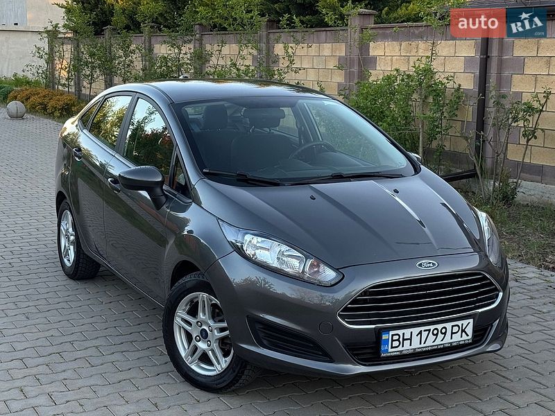 Седан Ford Fiesta 2019 в Одессе