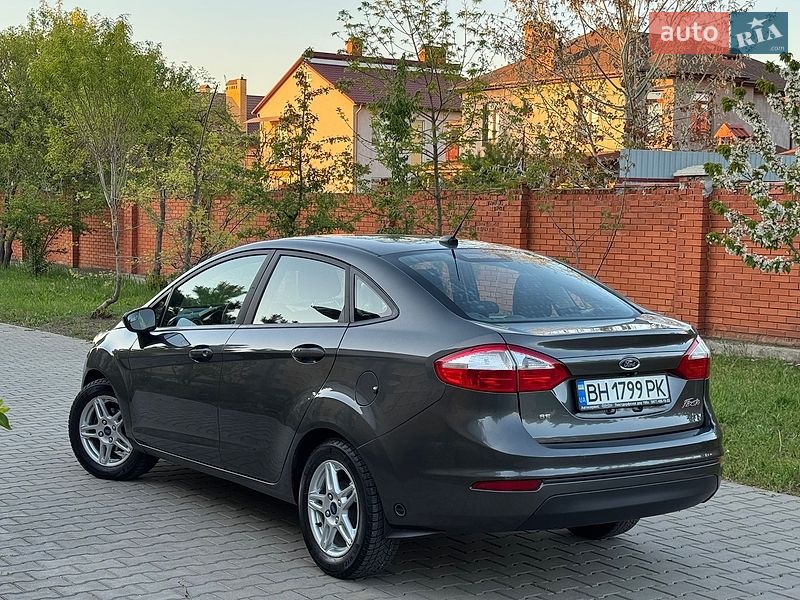 Седан Ford Fiesta 2019 в Одессе