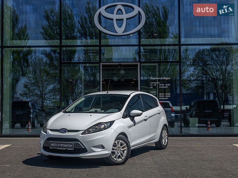 Хэтчбек Ford Fiesta 2011 в Днепре