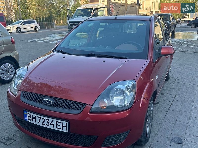 Хэтчбек Ford Fiesta 2008 в Ивано-Франковске