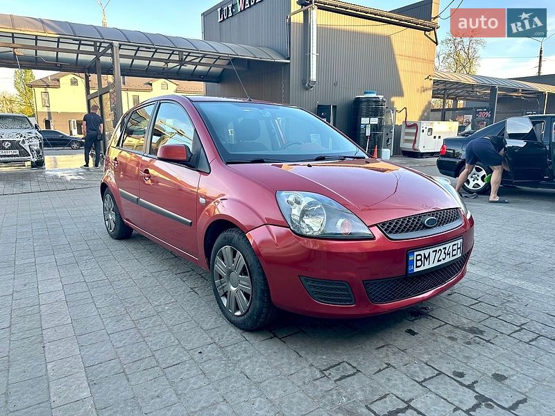 Хэтчбек Ford Fiesta 2008 в Ивано-Франковске