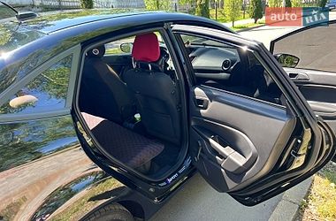 Седан Ford Fiesta 2015 в Киеве