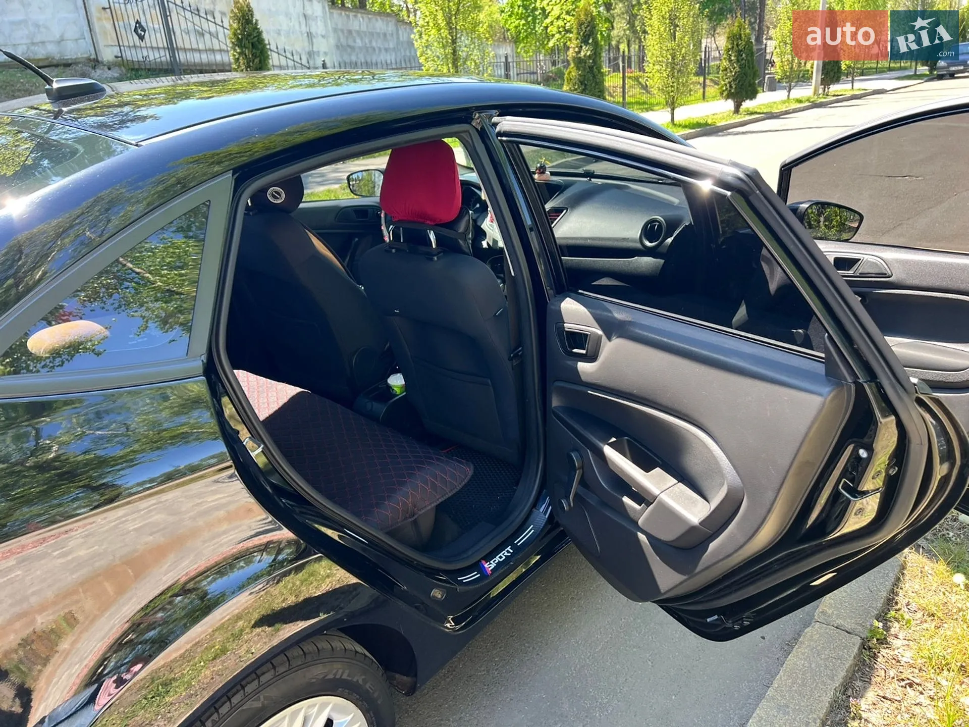 2015 Ford Fiesta - мініатюра 12