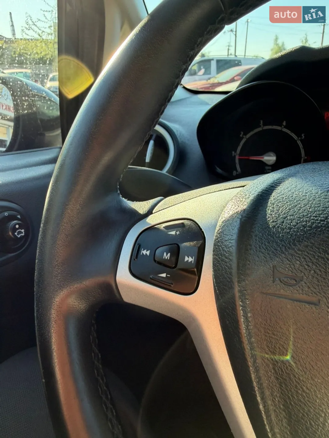 2012 Ford Fiesta - мініатюра 34