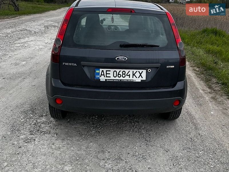 Хэтчбек Ford Fiesta 2006 в Днепре