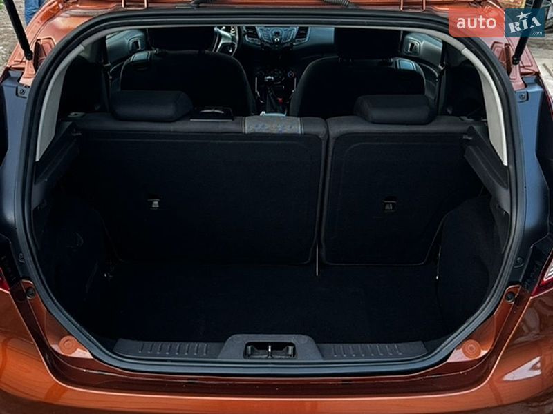 Хэтчбек Ford Fiesta 2013 в Одессе