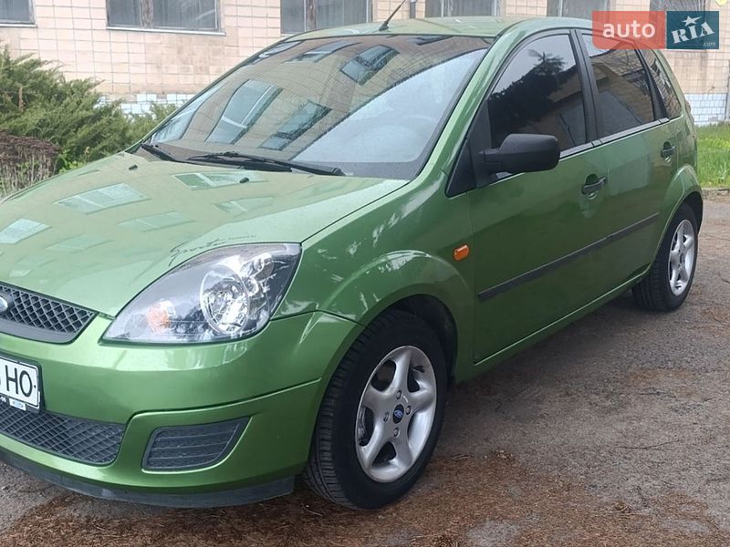 Хэтчбек Ford Fiesta 2007 в Прилуках