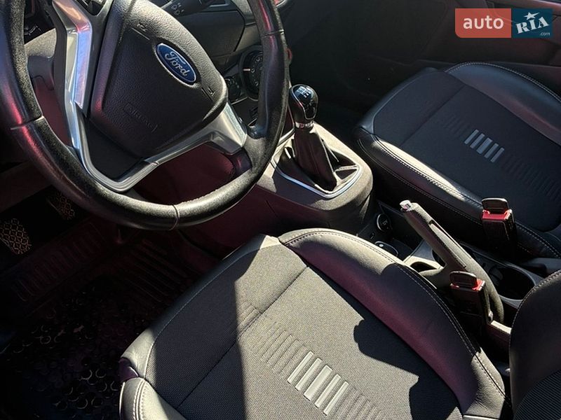 Хетчбек Ford Fiesta 2013 в Ковелі