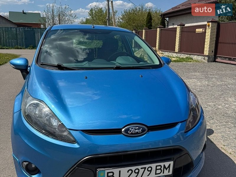 Хетчбек Ford Fiesta 2011 в Полтаві