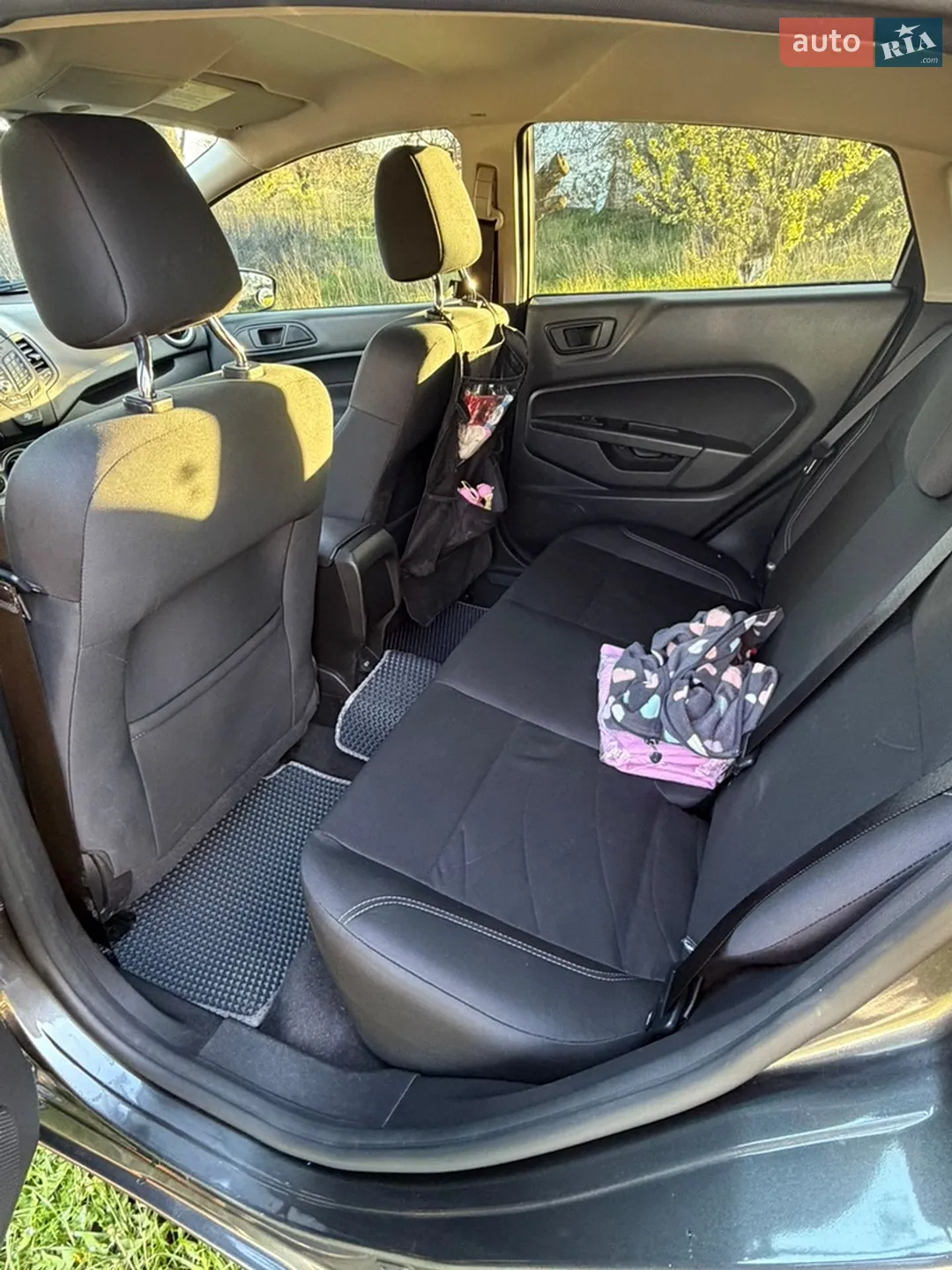 2017 Ford Fiesta - мініатюра 8