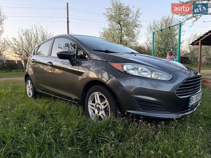 Хетчбек Ford Fiesta 2017 в Полтаві