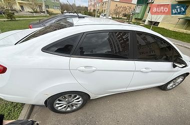 Седан Ford Fiesta 2013 в Харкові