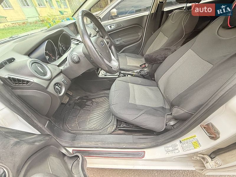 Седан Ford Fiesta 2013 в Харкові