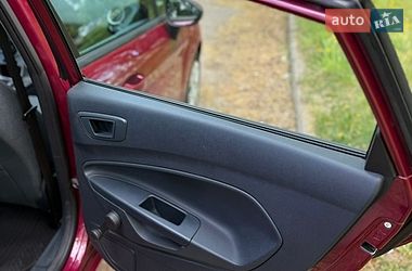 Хэтчбек Ford Fiesta 2011 в Киеве