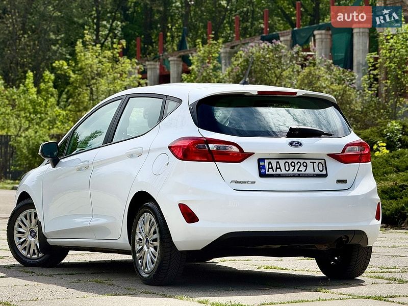 Хэтчбек Ford Fiesta 2018 в Киеве