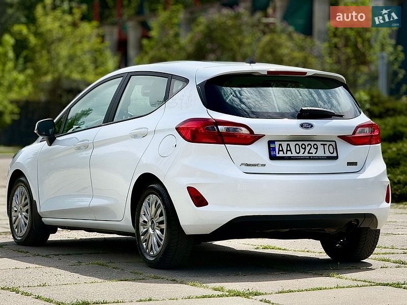 Хэтчбек Ford Fiesta 2018 в Киеве