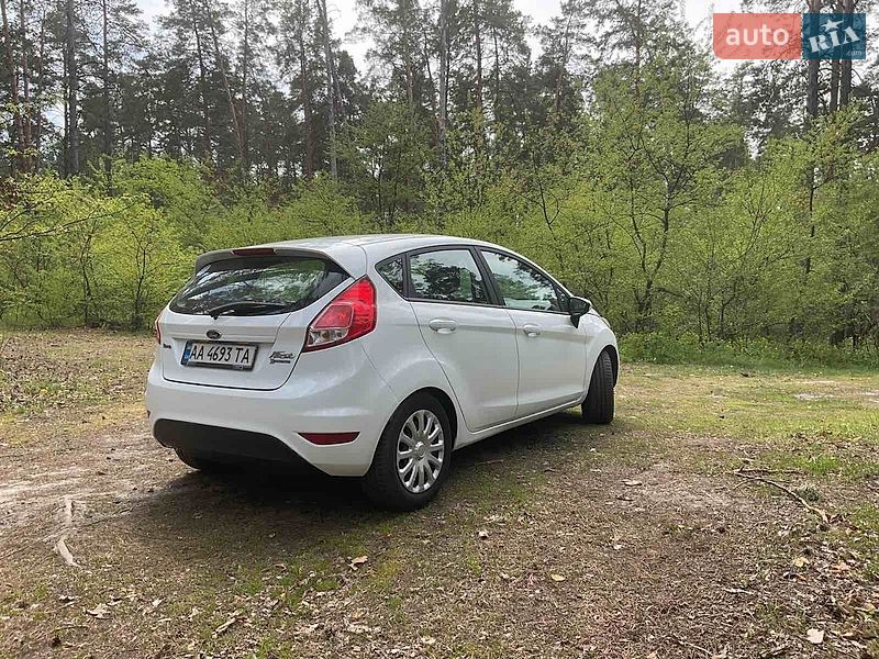 Хетчбек Ford Fiesta 2017 в Броварах