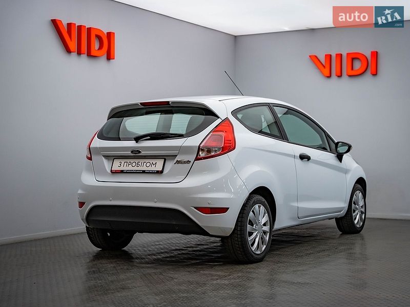 Хэтчбек Ford Fiesta 2014 в Киеве