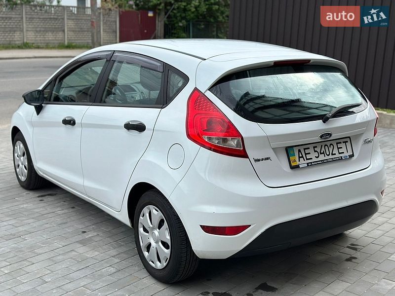 Хэтчбек Ford Fiesta 2011 в Виннице