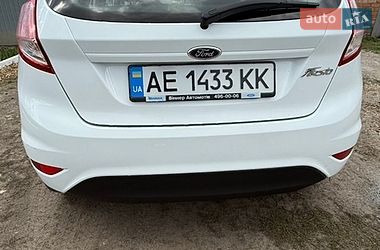 Хетчбек Ford Fiesta 2016 в Синельниковому