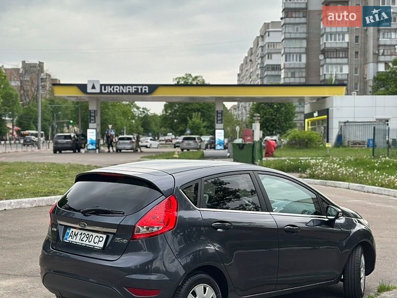 Хетчбек Ford Fiesta 2008 в Житомирі